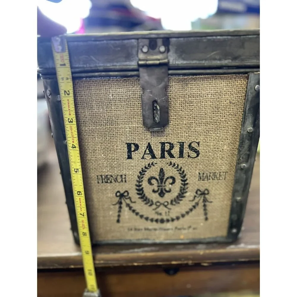 Metal Latch Box Burlap Removable Sign